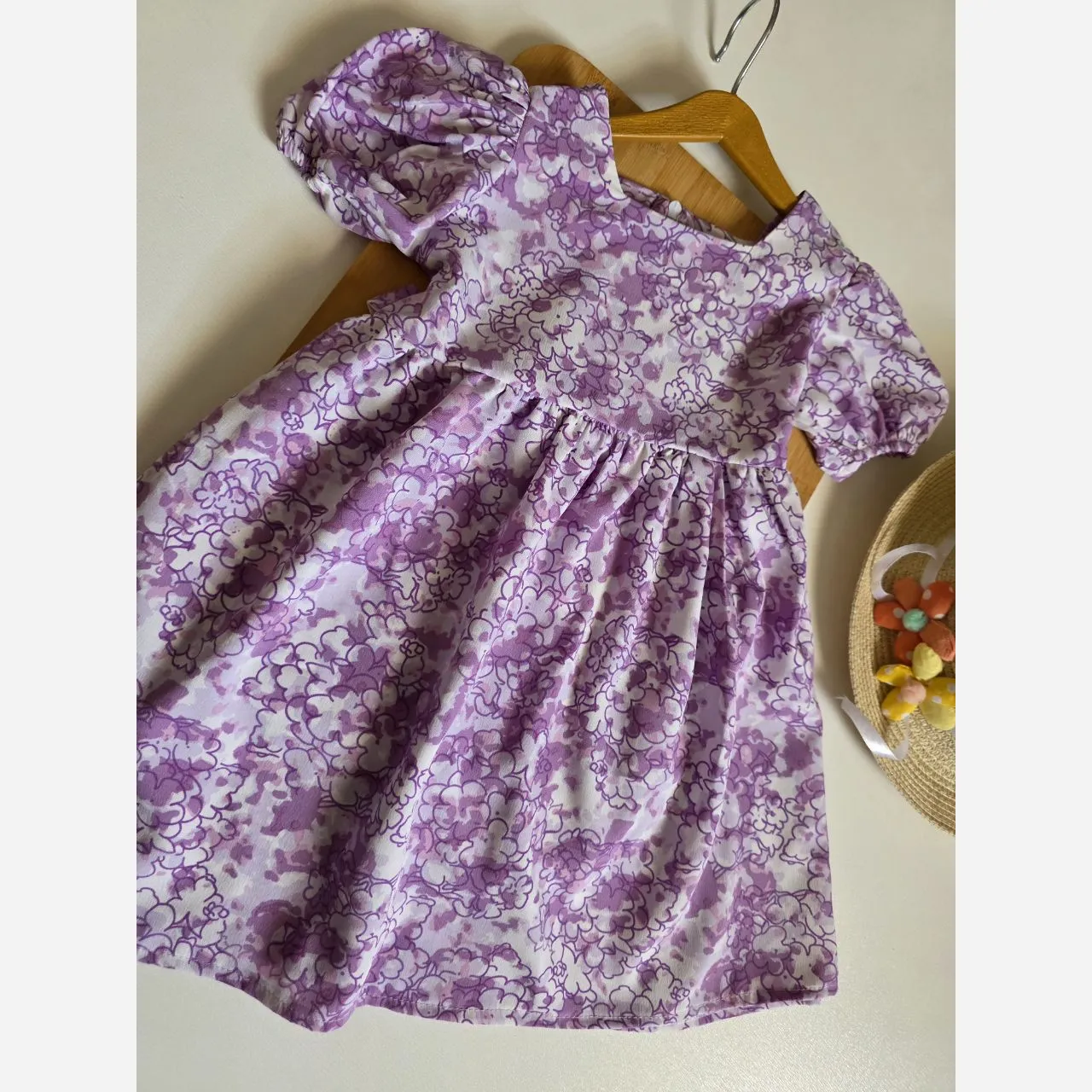 پیراهن دخترانه گلگلی خنک جنس کرپ مناسب سن 2 تا 8 سال