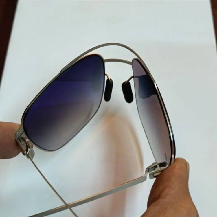عینک آفتابی آیس برلین مدل 2404 نشکن با لنز زایس و یووی 400