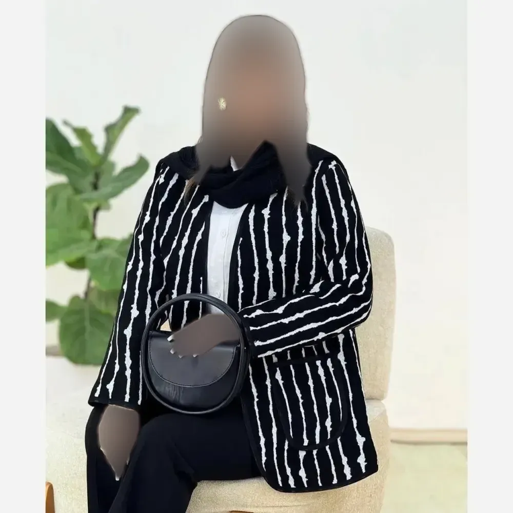 کت زنانه الیزا جنس تافته سوزن دوزی مشکی فری سایز 36 تا 46
