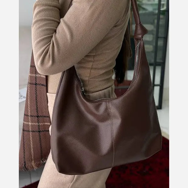 کیف چرمی بند گره ای سبک و جادار رنگ مشکی و موکا