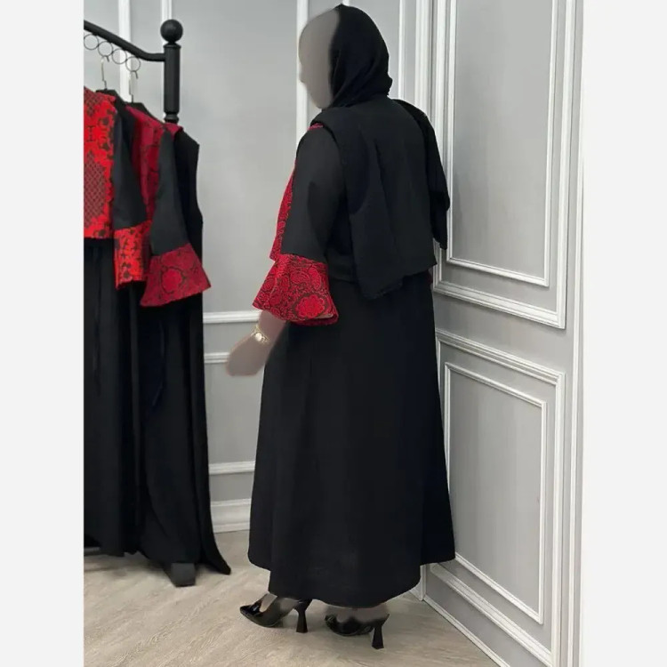 ست سه تیکه کت و سارافن و کمربند جنس کت تافته سارافن ژاکارد فری سایز 38 تا 48