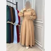 پیراهن مازراتی بلند کرم رنگ یقه و سرآستین گیپور سایز 38 تا 48