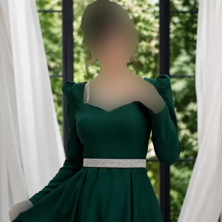 خرید اینترنتی عبای مدل سیمین جنس کرپ مازراتی قد 150 رنگ مشکی و سبز سایز 38 تا 50