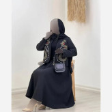 ست کت و دامن مازراتی یارا رنگ مشکی فری سایز گلدوزی شده