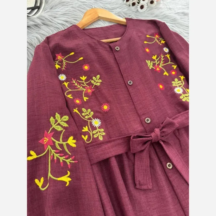 کت و سارافون کژال جنس شانتون ساده و گل گچی فری سایز رنگ کرم و نسکافه ای