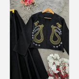 کت و دامن مازراتی مشکی گلدوزی شده مدل یارا فری سایز