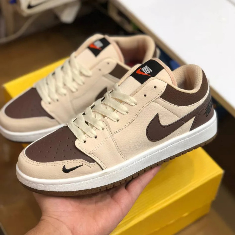 کفش اسپرت مردانه مدل جردن تراویس چرم صنعتی دور دوخت