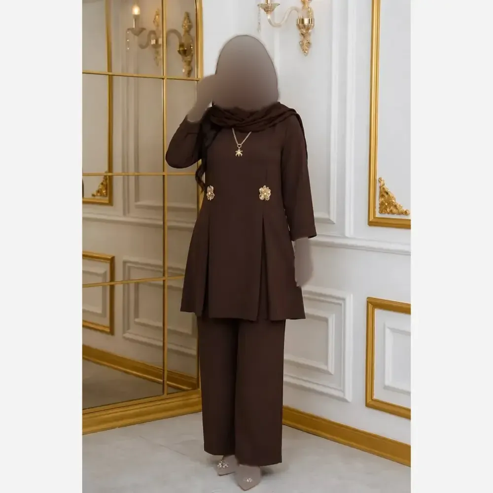 ست مانتو و شلوار زنانه جنس مازراتی مدل ثریا رنگ بندی متنوع سایز فری تا 48