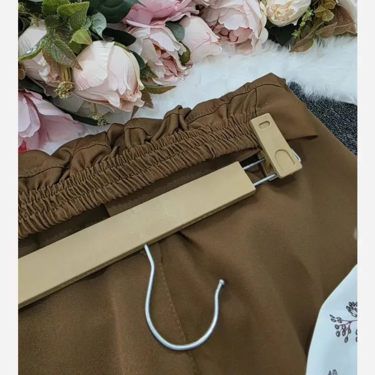 شومیز گرهای نازنین جنس بوگاتی وارداتی درجه یک فری سایز