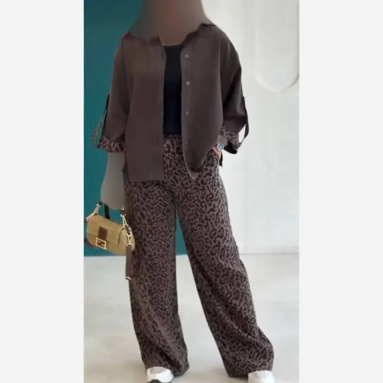 ست مانتو و شلوار پلنگی ماه رخ جنس مانتو مازراتی و شلوار نخ اصل فری سایز تا 48