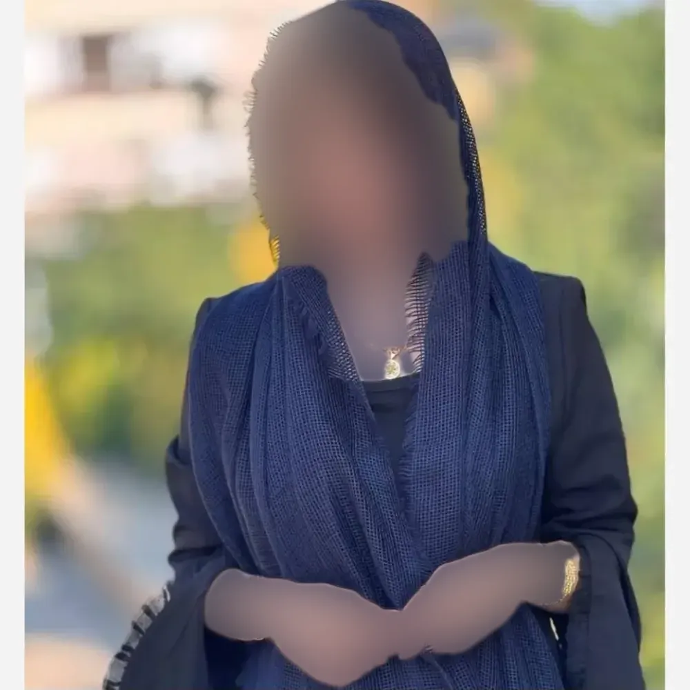 شال حصیری زنانه سبک و تابستانی سایز 70 در 200 رنگ مشکی سورمه ای قهوه ای