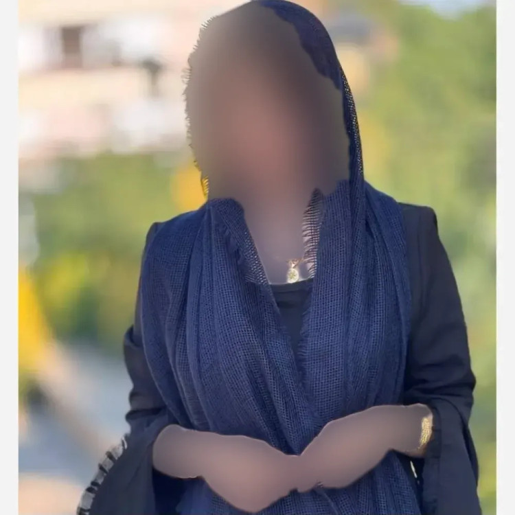 شال حصیری زنانه سبک و تابستانی سایز 70 در 200 رنگ مشکی سورمه ای قهوه ای