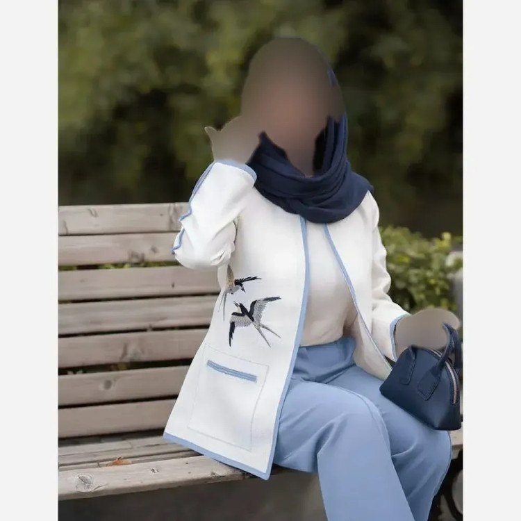 کت شلوار زنانه مدل پرستو پارچه مازراتی گلدوزی شده بگ فری سایز