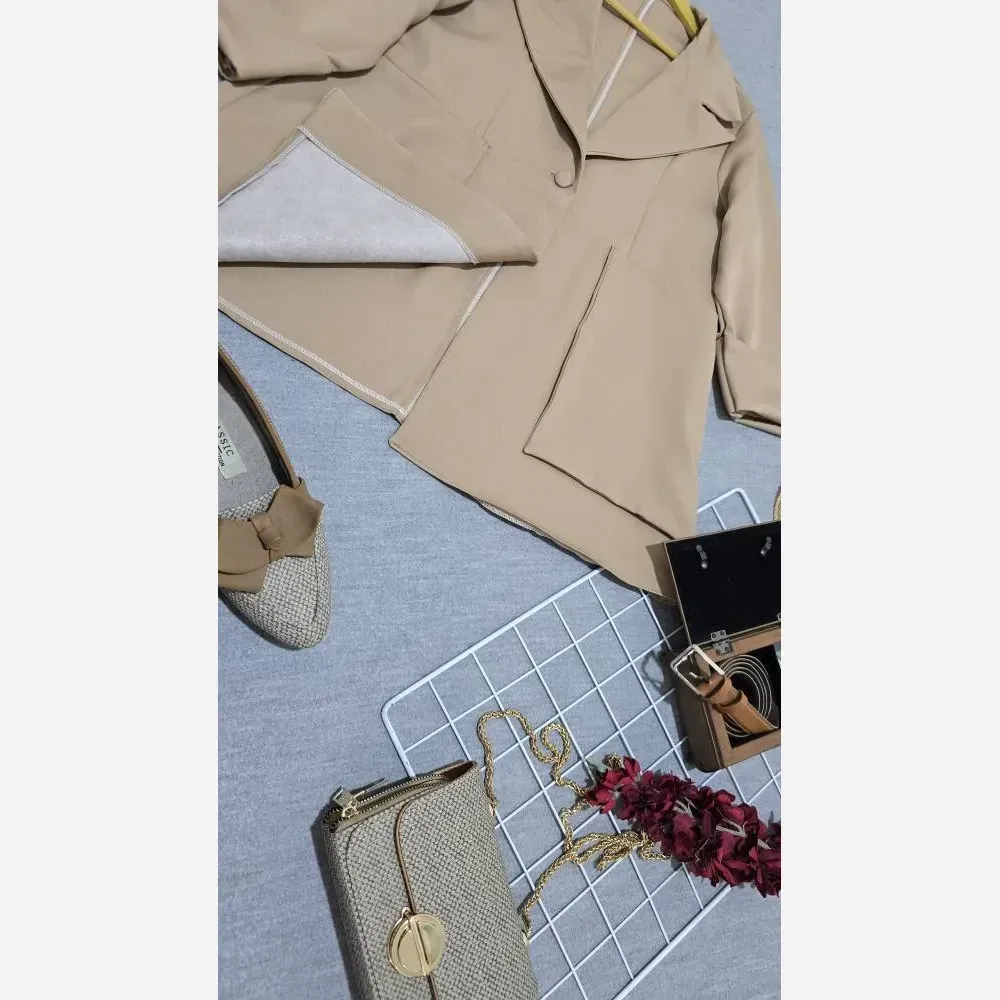 مانتو تکی مازراتی مدل آرتمیس رنگ کرمی قهوه ای بنتون آبی نسکافه ای سایز 1 و 2