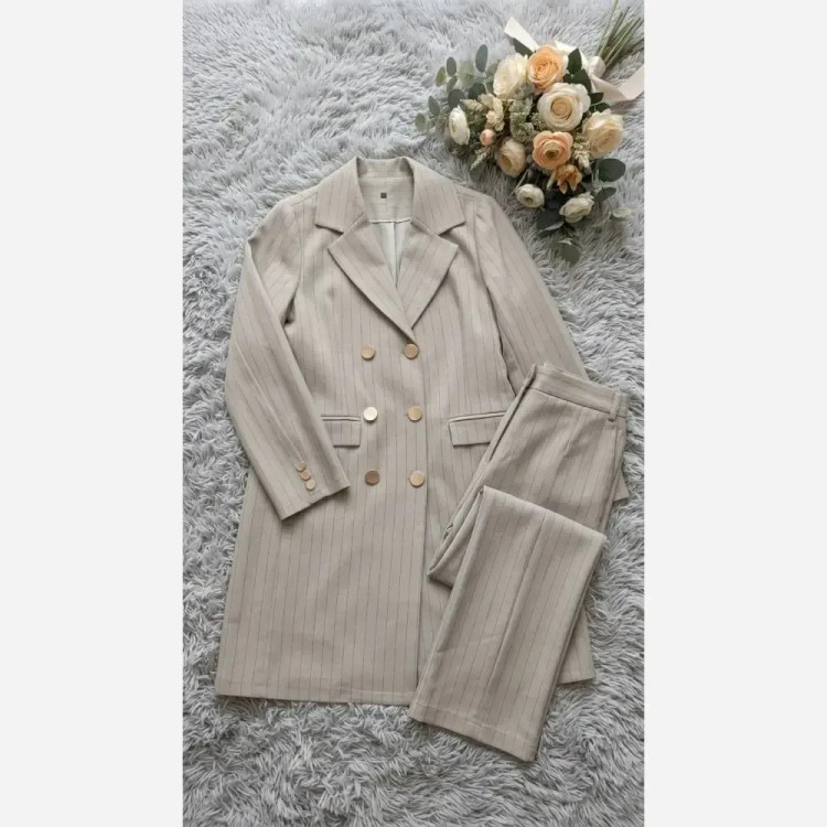 ست اداری ومجلسی سارا پارچه مازراتی کجراه درجه یک