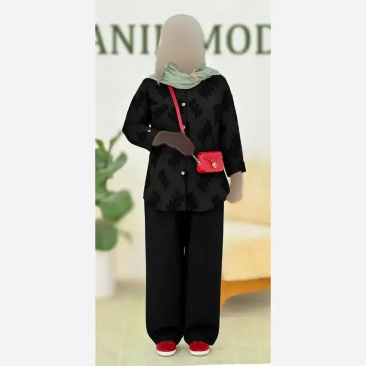 ست شومیز و شلوار ژاکارد کسمه و شانتون فری سایز