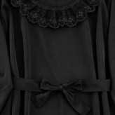 پیراهن عبایی محبوبه جنس الیزه فری سایز رنگ مشکی گیپور مشکی و سفید
