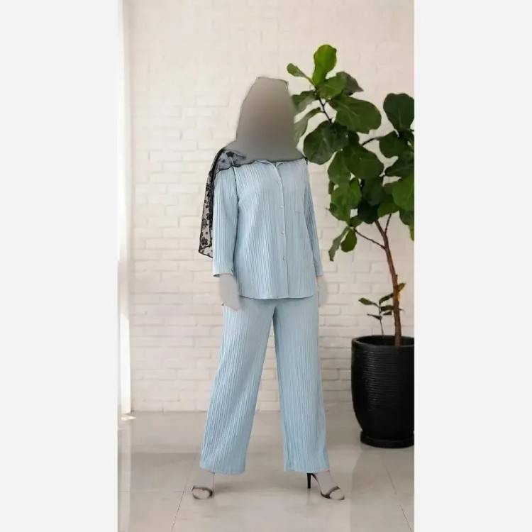 ست شومیز شلوار نیکا جنس آیوا درجه یک سایز 38 تا 48
