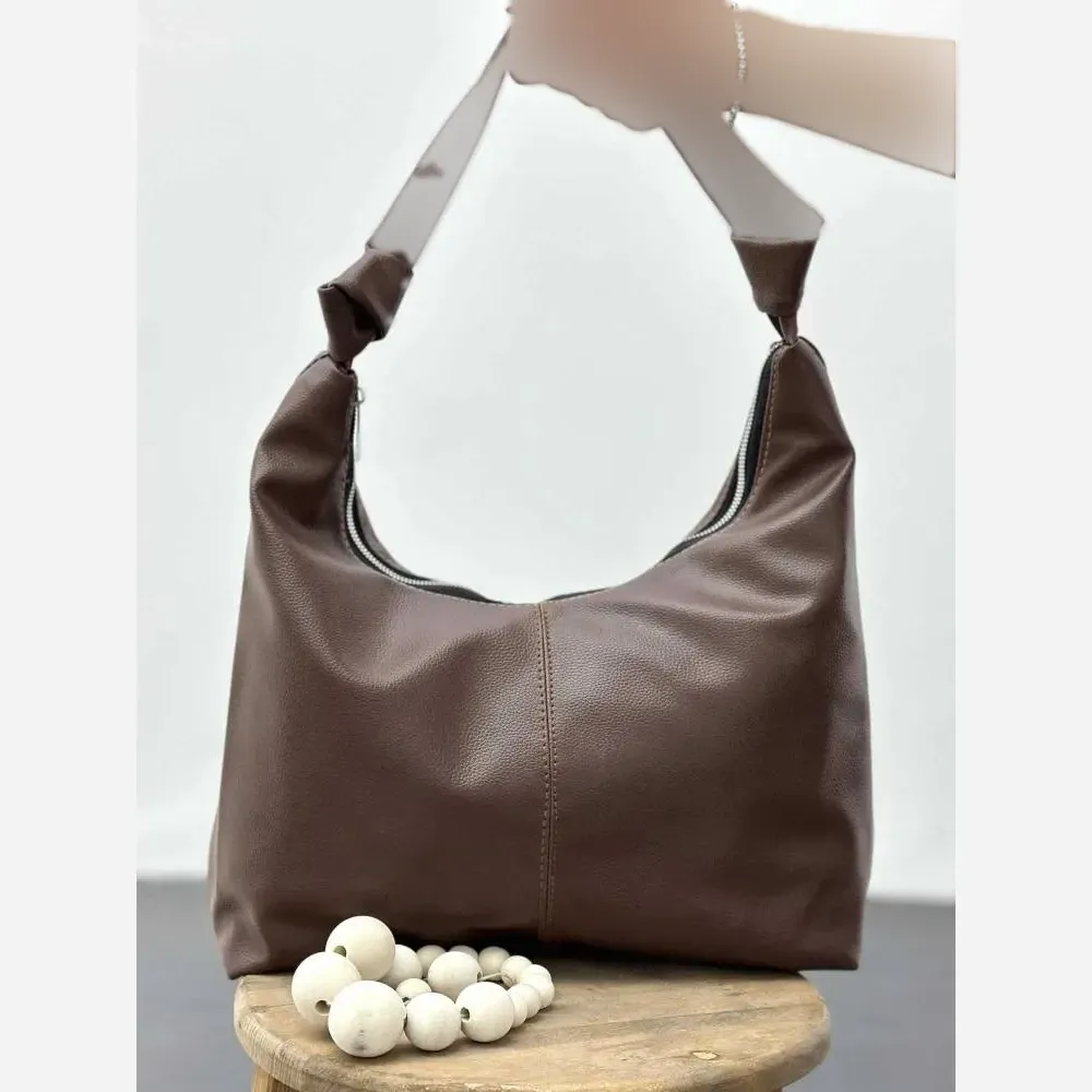 کیف بند گره ای چرمی سبک و جادار رنگ مشکی و موکا