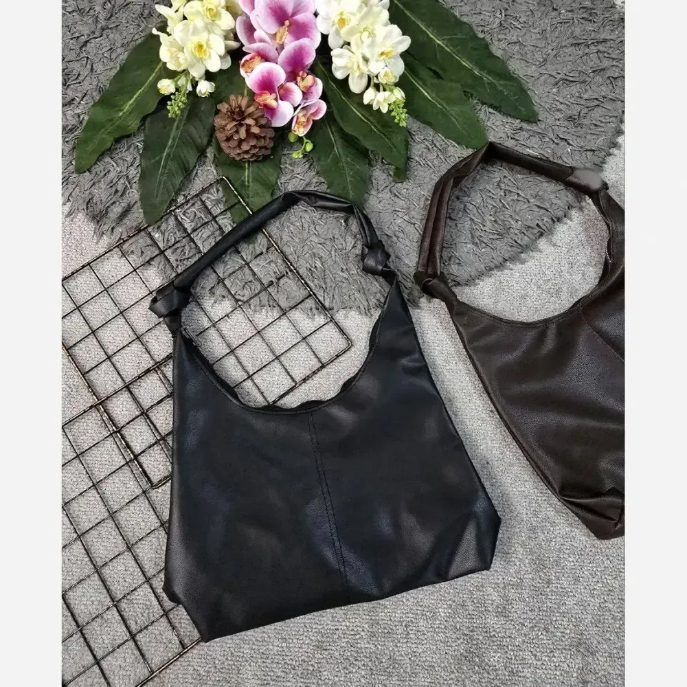 کیف بند گره ای چرمی سبک و جادار رنگ مشکی و موکا