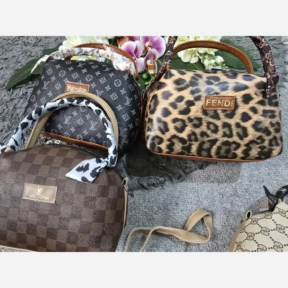 کیف مژگان چرمی با کیفیت بند بلند پلنگی گوچی ال وی مشکی موکا