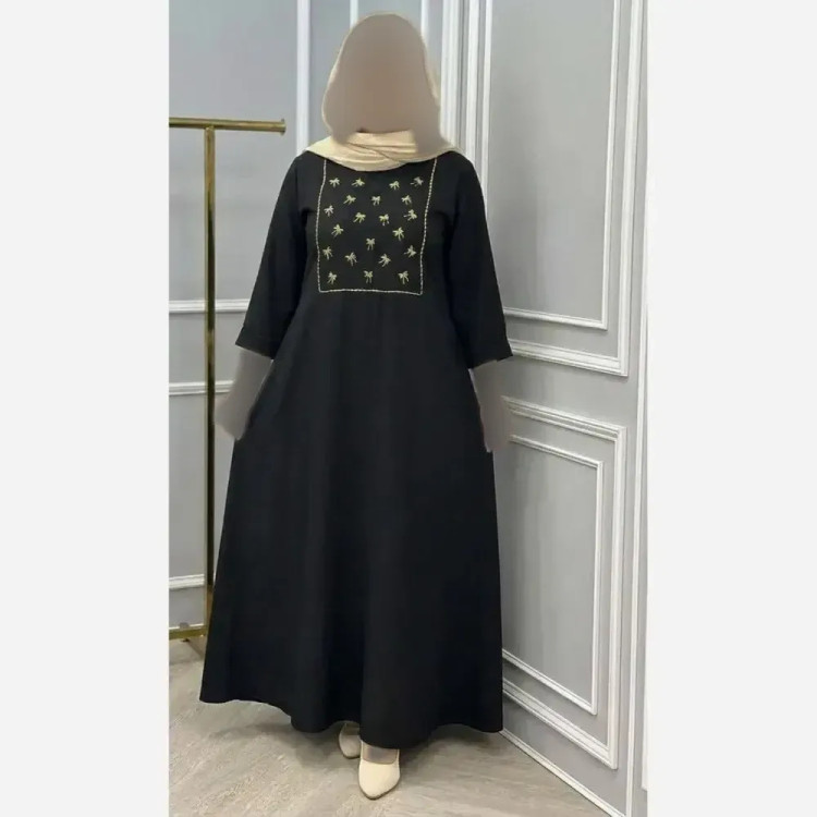 عبا زنانه پاپیونی گلدوزی شده جنس شانتون رنگ مشکی سایز 38 تا 48