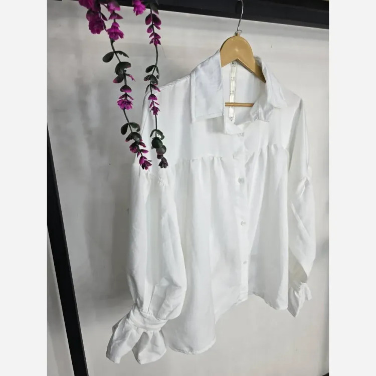 شومیز باکسی پنبه سوپر طرح ابرو بادی فری سایز