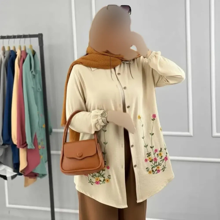 شومیز مانتویی گلدوزی شده جنس شانتون سایز یک و دو رنگ کرم طوسی سبزسدری