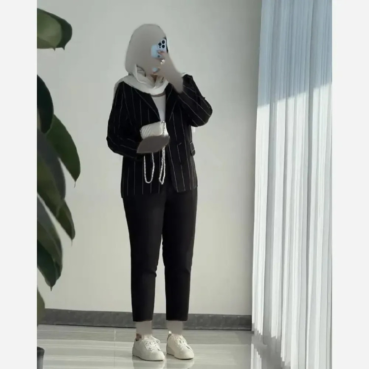 کت و شلوار زنانه مدل ماهی جنس مازراتی