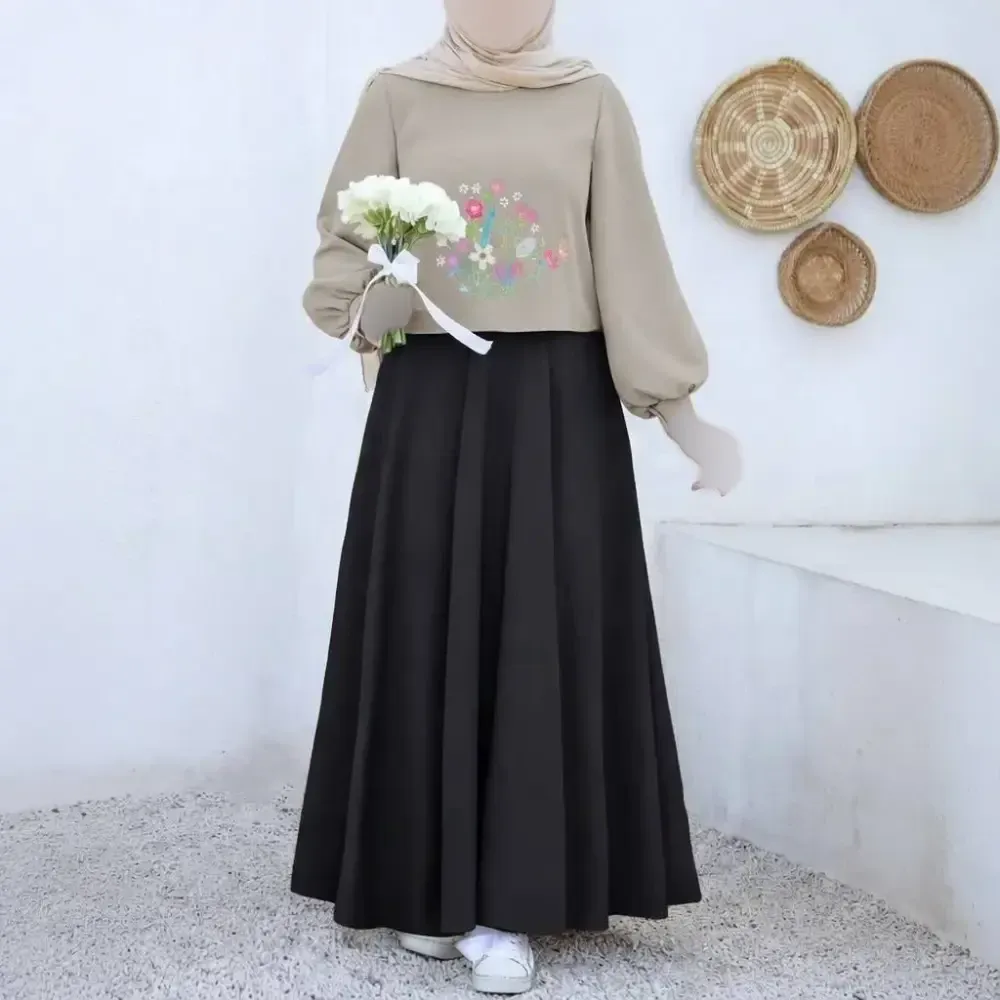 ست رویه و سارافون گلدوزی شده مازراتی فری سایز