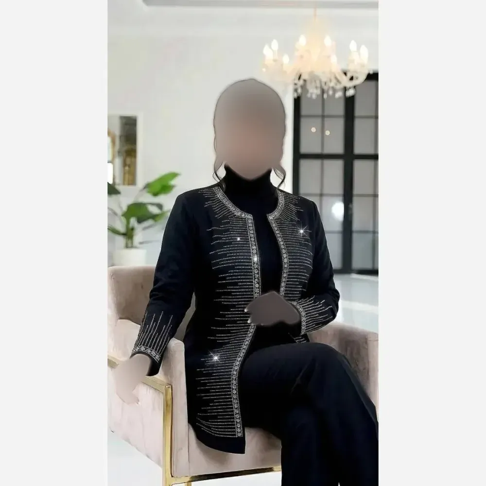ماکسی مجلسی مخمل آینه ای کره ای نگین دار چاکدار مدل الماس سایز بزرگ