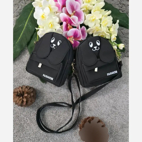 کیف هاپو چرم مشکی سایز آزاد