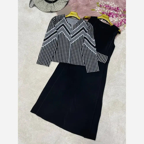 کت سارافون زمرد جنس کت تافته زیره الیزه رنگ مشکی فری سایز 38 تا 46