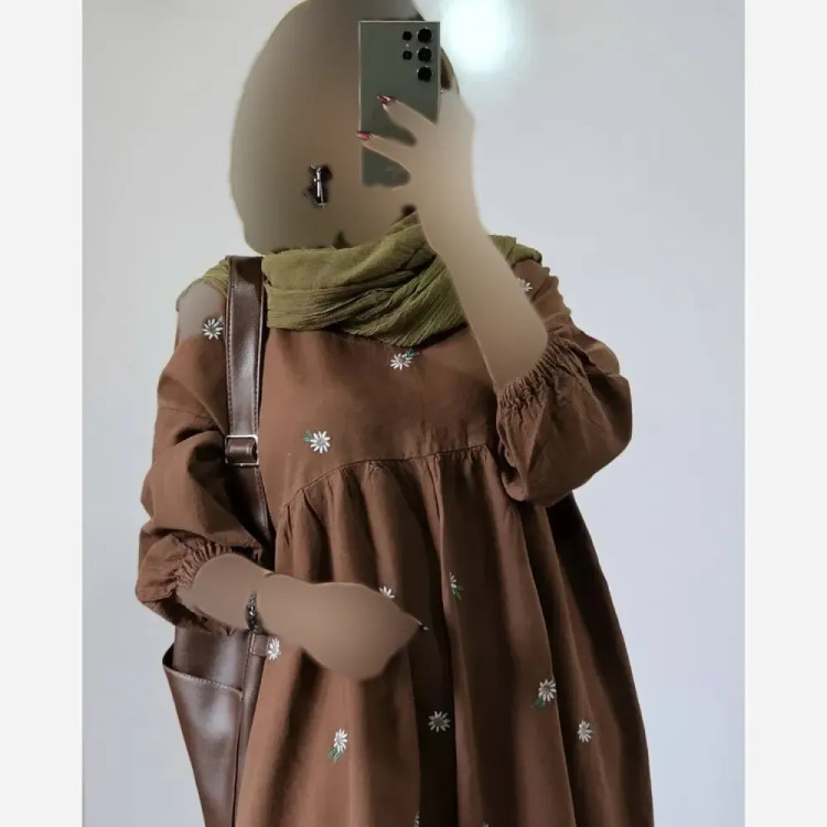 ساحلی لنین گلدوزی شده مدل بابونه فری سایز رنگ مشکی و موکا