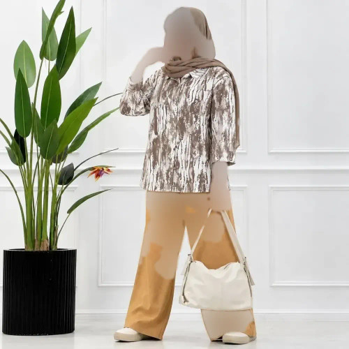 ست شومیز شلوار محدثه زنانه جنس گازوئیلی و شانتون رنگ نسکافه ای سایز 40 تا 48