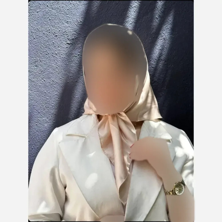 مینی اسکارف سیلک ساتن ابعاد 75 در 75 رنگی بهاره