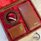 پک هدیه مردانه چرم شامل کیف پول جاکارتی و کمربند رنگ مشکی و عسلی