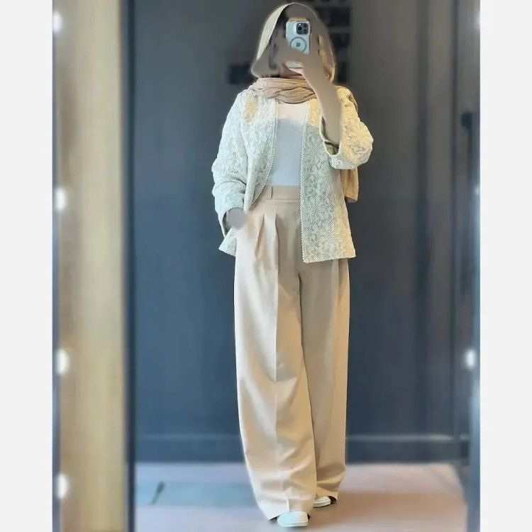 کت و شلوار زنانه گندم جنس مازراتی و گیپور رنگ مشکی کرمی آبی سایز 1 و 2