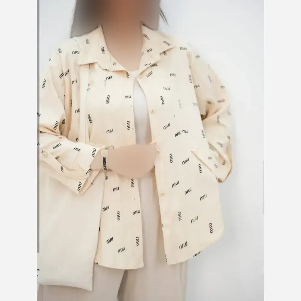 شومیز مانتویی ینزه درجه یک خارجی فری سایز نسکافه ای و صورتی