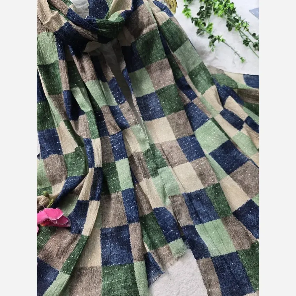 شال ماه تاج برشکا کریشه سافت ابعاد 195x58 فری سایز شیک و دلبر خنک بدون چروک