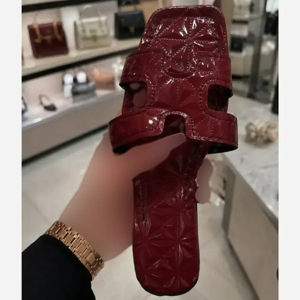 صندل هرمس زیره پلیمر سبک راحت پاخور شیک زرشکی قرمز سایز 37 تا 40