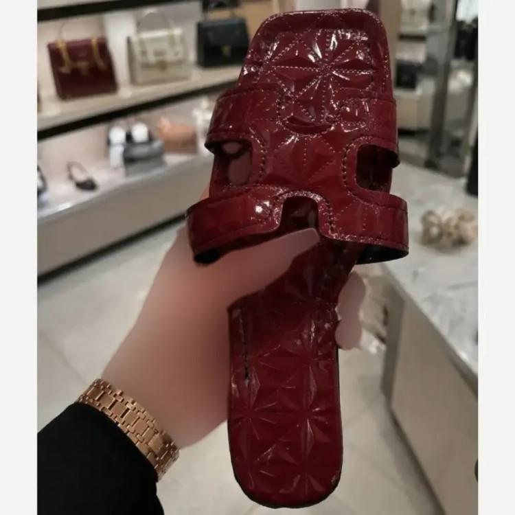 صندل هرمس زیره پلیمر سبک راحت پاخور شیک زرشکی قرمز سایز 37 تا 40