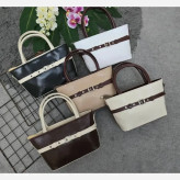 کیف چرمی زنانه اسما مشکی سفید سایز آزاد