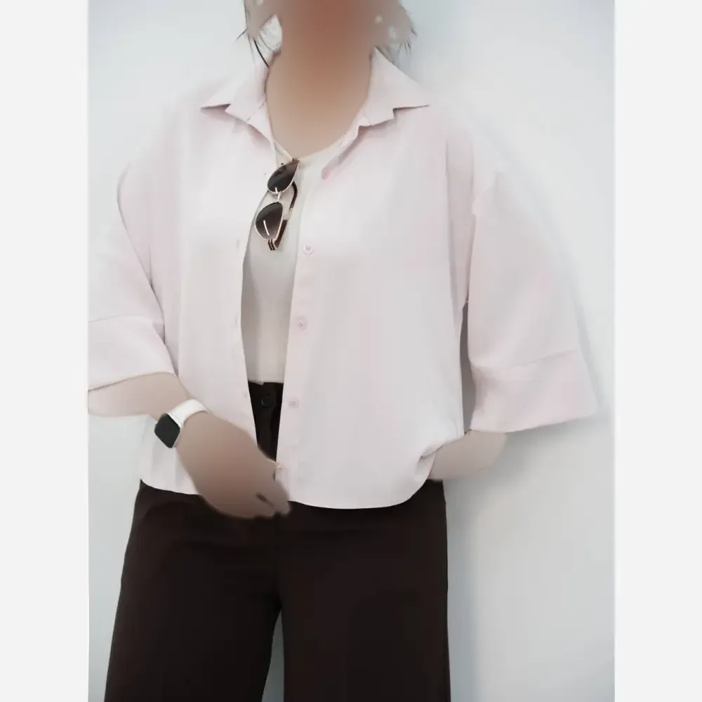 شومیز کراپ باکسی آیوا پلاس زنانه با رنگبندی متنوع و سایزبندی فری تا 48