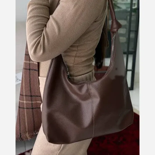 کیف بند گره ای چرمی زنانه مشکی موکا سایز آزاد