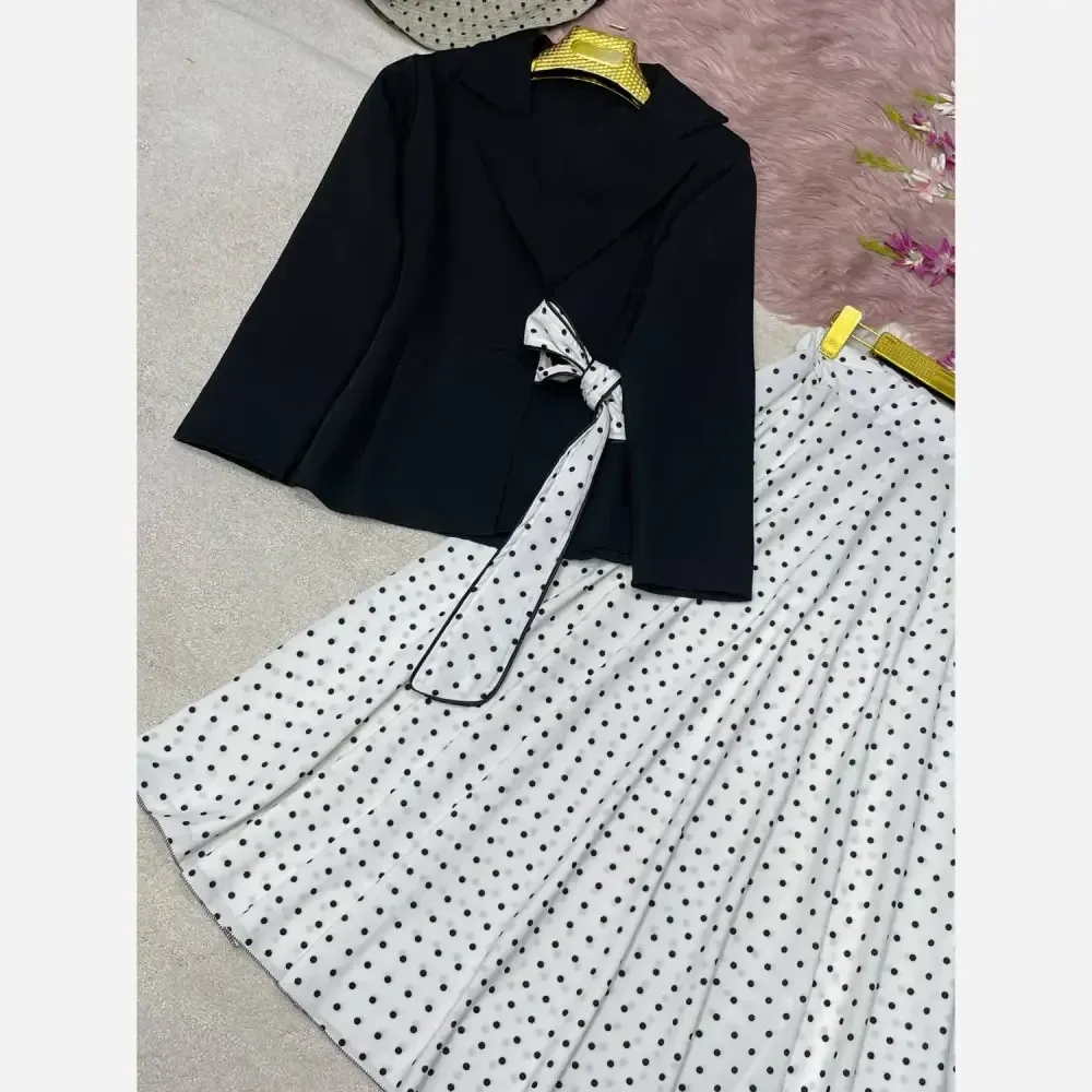 ست کت و دامن دایان کرپ مازراتی و بوگاتی فری سایز 38 تا 44