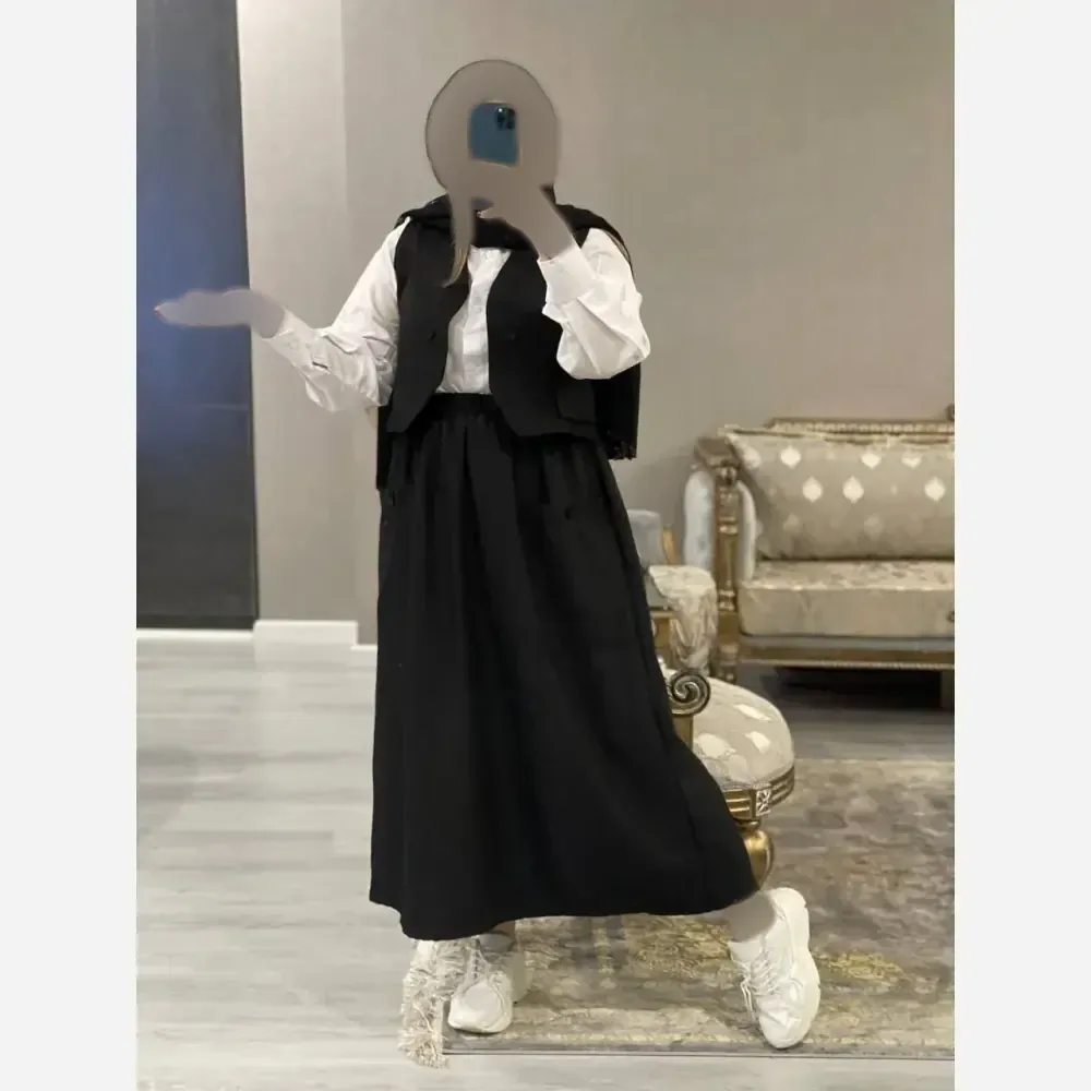 ست سه تیکه شومیز جلیقه و دامن مدل ژینا جنس شانتون
