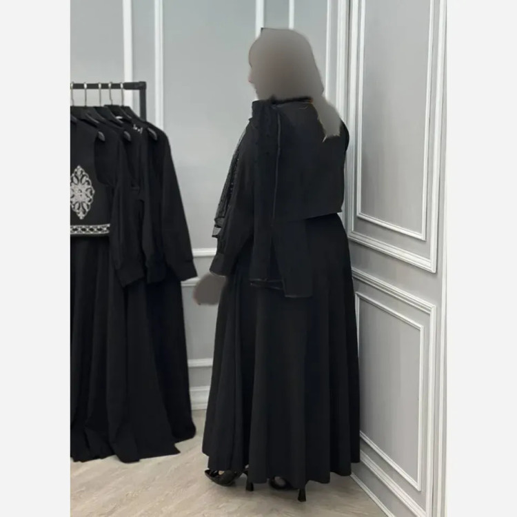 ست دوتیکه مدل ماریا پیراهن بوگاتی و ژیله کرپ مازراتی گلدوزی شده فری سایز