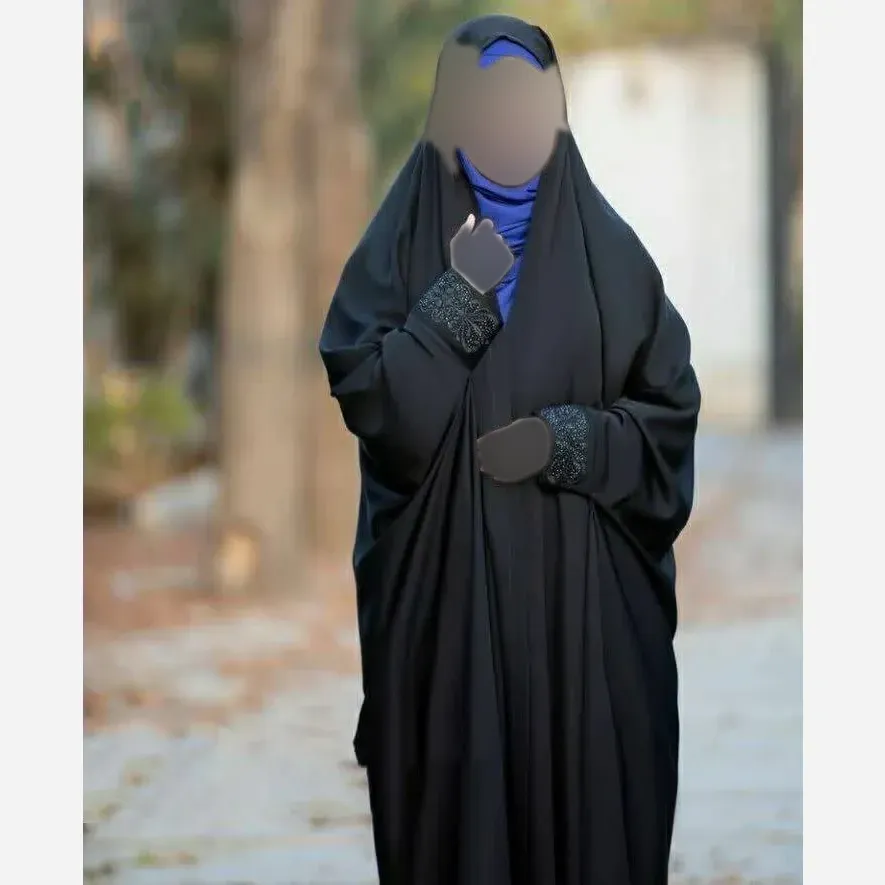 چادر دانشجویی مشکی جنس سوپر ژرژت ضد چروک