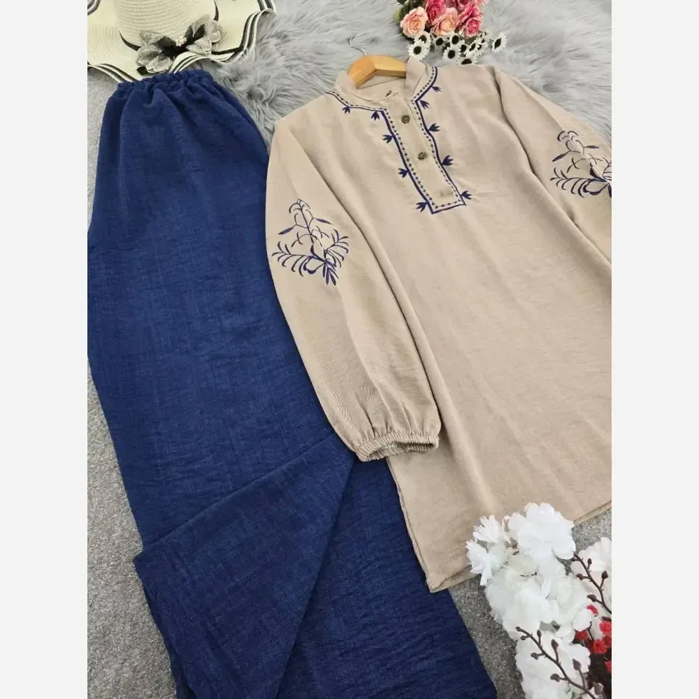 ست تونیک شلوار گندم شانتون فری سایز زنانه با گلدوزی و دکمه کاربردی